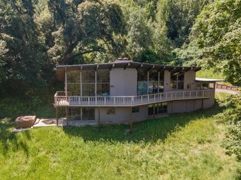40 Deer Path Drive