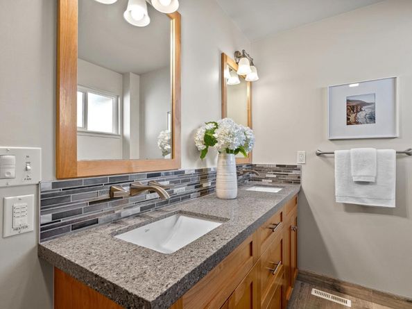 664 Bayview Drive, Aptos CA 95003