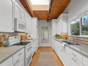 664 Bayview Drive, Aptos CA 95003