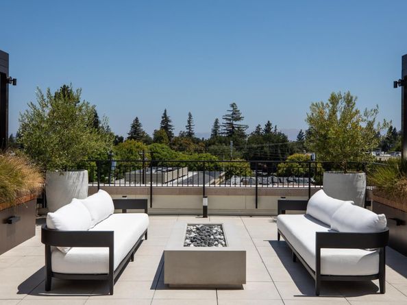450 First 108, Los Altos CA 94022