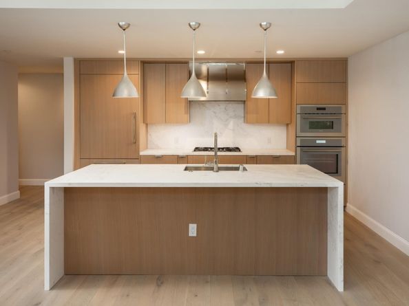 450 First 108, Los Altos CA 94022