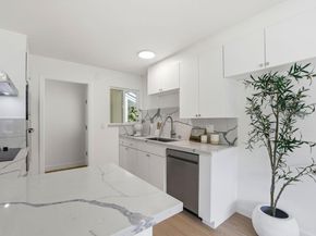 1537 Mallard Way, Sunnyvale CA 94087