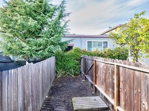 6029 Macarthur Boulevard, Oakland CA 94605
