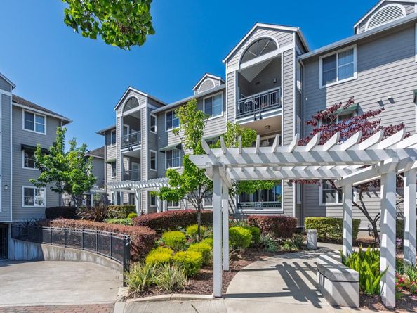 1982 W Bayshore Road 219, East Palo Alto CA 94303
