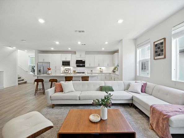 9173 Whitesurf Way, Newark CA 94560
