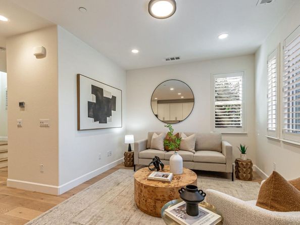 399 Charles Morris Terrace, Sunnyvale CA 94085