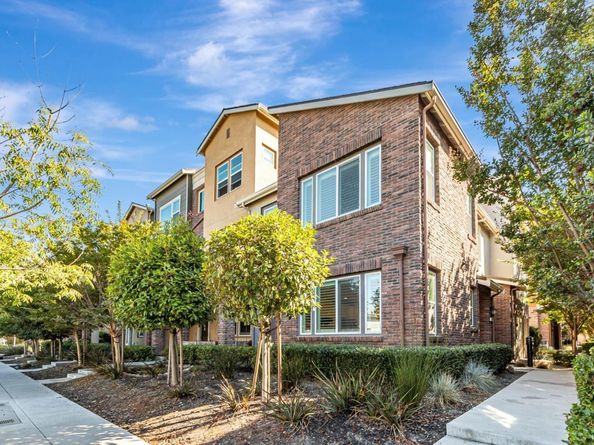 399 Charles Morris Terrace, Sunnyvale CA 94085