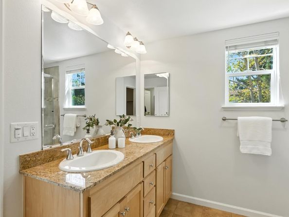 1037 Scotia Terrace 203, Sunnyvale CA 94089