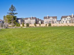 1037 Scotia Terrace 203, Sunnyvale CA 94089