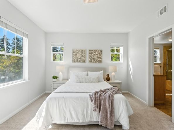 1037 Scotia Terrace 203, Sunnyvale CA 94089