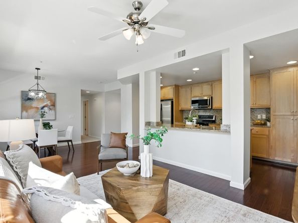 1037 Scotia Terrace 203, Sunnyvale CA 94089