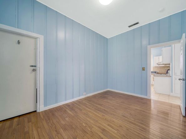 2520 E 24th Street, Oakland CA 94601