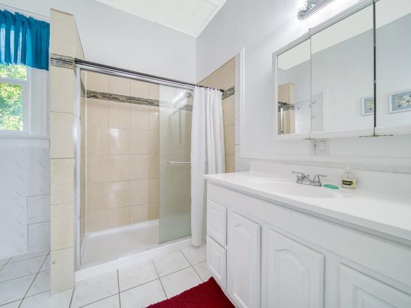 2520 E 24th Street, Oakland CA 94601