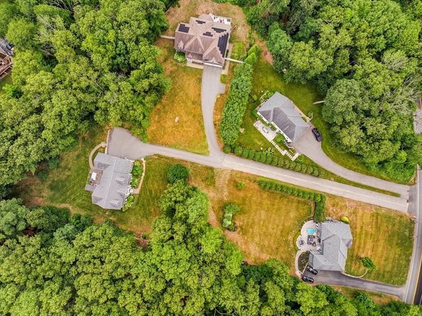 184 Abbot Street, Andover MA 01810