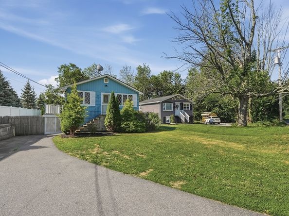 22 Hayward Ave, Brockton MA 02301