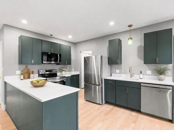 1 Boylston Place 3, Boston MA 02130