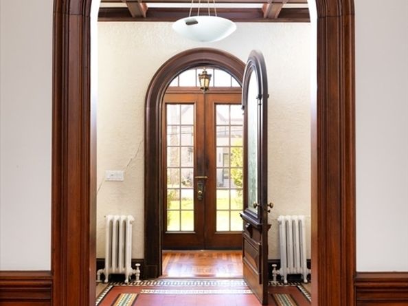 75 Bellevue St, Newton MA 02458