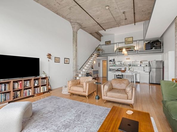 156 Porter St. 317, Boston MA 02128