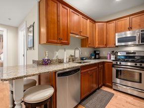 248 Albion St 324, Wakefield MA 01880