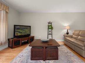 248 Albion St 324, Wakefield MA 01880