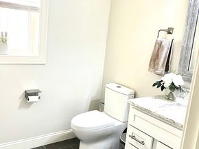 352 Church St, Northborough MA 01532
