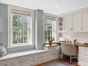 37 Lincoln St, Hingham MA 02043