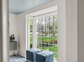 37 Lincoln St, Hingham MA 02043