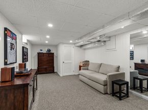37 Lincoln St, Hingham MA 02043