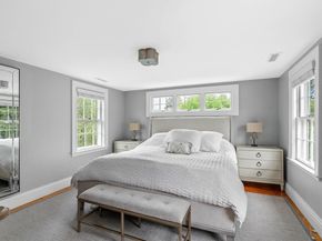37 Lincoln St, Hingham MA 02043