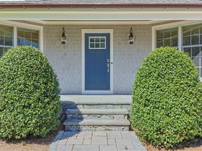 1 Boat House Dr, Wareham MA 02571