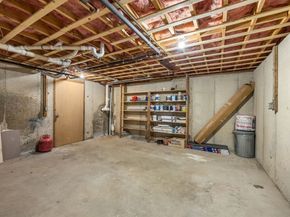 1 Boat House Dr, Wareham MA 02571