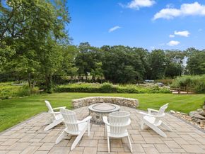 112 River Rd, Hanover MA 02339