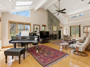 641 Salem End Road, Framingham MA 01701