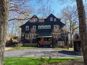 70 Curve St, Wellesley MA 02482