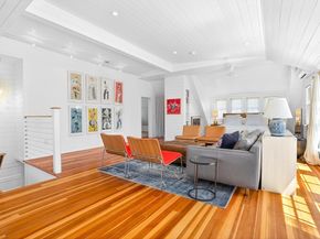 70 Curve St, Wellesley MA 02482