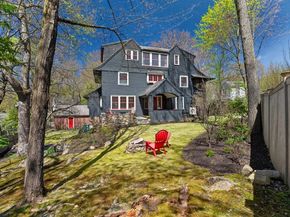 70 Curve St, Wellesley MA 02482