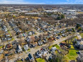 13 Hampshire St, Danvers MA 01923