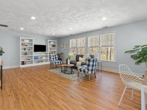 36 Morningside Dr, Topsfield MA 01983