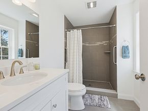 260 West Street 3, Quincy MA 02169