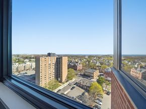 77 Adams St 611, Quincy MA 02169