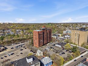 77 Adams St 611, Quincy MA 02169