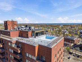 77 Adams St 611, Quincy MA 02169