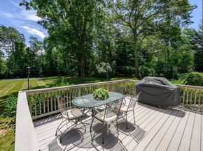 68 Old Post Rd, Walpole MA 02032