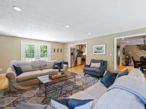 68 Old Post Rd, Walpole MA 02032