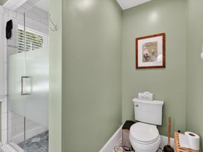 6 Hampshire St, Everett MA 02149