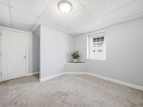 39 Blueberry Hill Rd, Woburn MA 01801