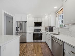 39 Blueberry Hill Rd, Woburn MA 01801