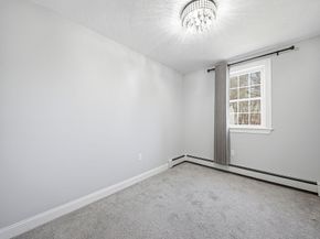 39 Blueberry Hill Rd, Woburn MA 01801