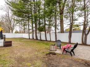 100 Gerald Rd, Milton MA 02186