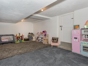 100 Gerald Rd, Milton MA 02186